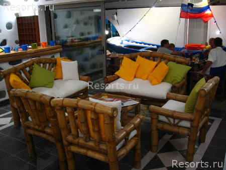Saronis Hotel 8